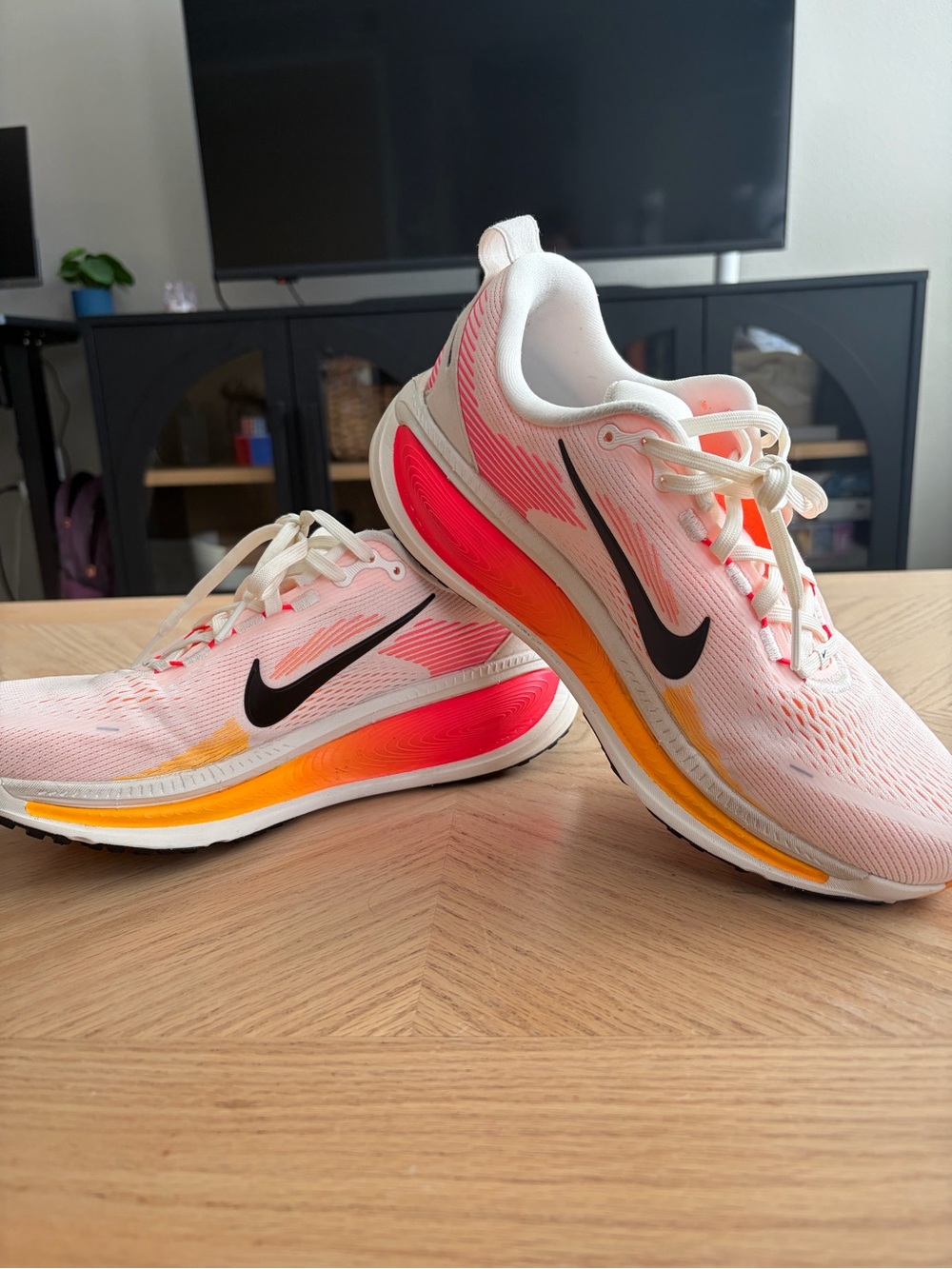 Nike Women's Vomero 18 - Pink, Orange, Black Accents - Picture 5 of 7